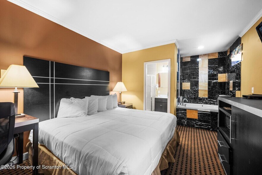 More Photos Of 45 E Tioga St, Tunkhannock Hotel For Sale