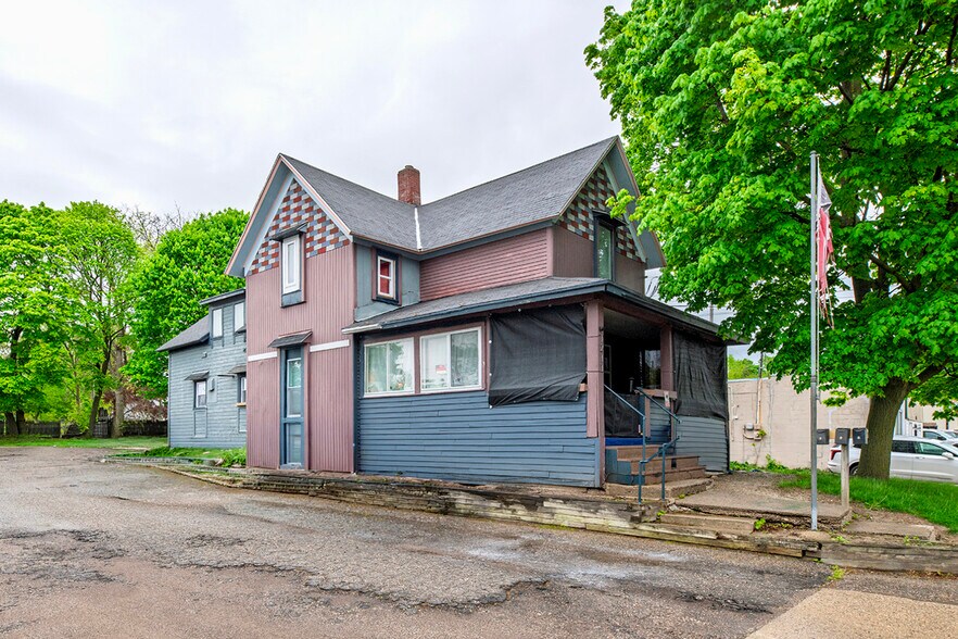 More Photos Of , Lansing Multifamily For Sale