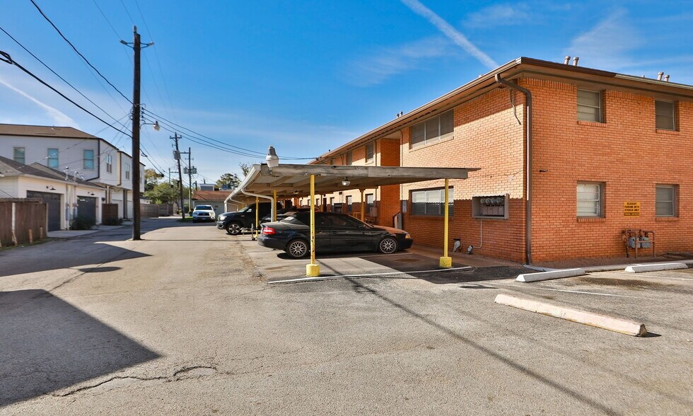 More Photos Of 714-724 E 11th St, Houston Apartments For Sale