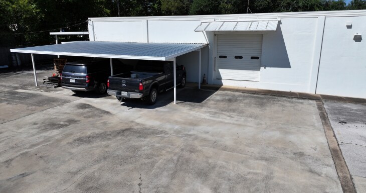 More Photos Of 3420 E Vickery Blvd, Fort Worth Industrial For Lease