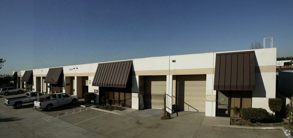 More Photos Of 3525 W Commonwealth Ave, Fullerton Industrial For Lease