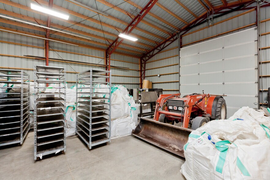More Photos Of 3281 C Rd, Palisade Manufacturing For Sale