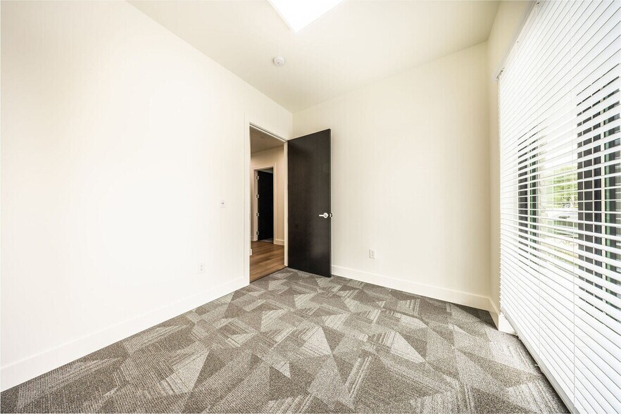 More Photos Of 741 Ciara Creek Cv, Longwood Medical For Sale