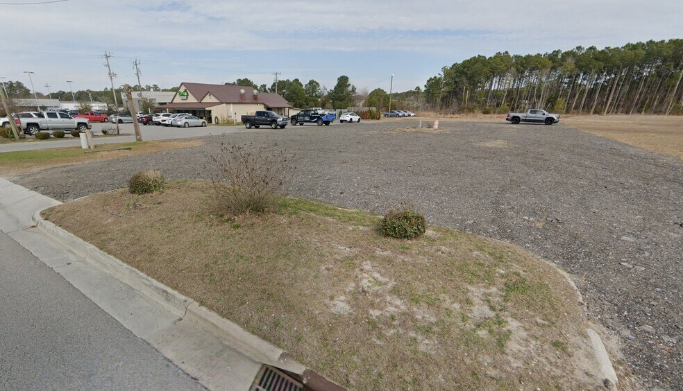 More Photos Of 910 W Corbett Ave, Swansboro Land For Sale