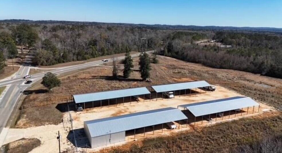 More Photos Of 131 Camden Bypass, Camden Specialty For Sale