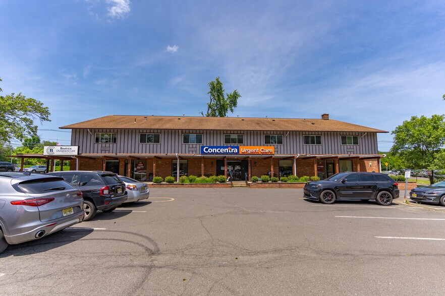 More Photos Of 350 Grove St, Bridgewater Medical For Sale