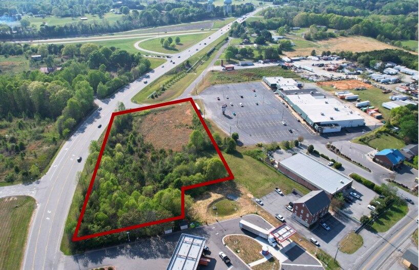 Primary Photo Of Hickory Tree Road at Old US-52, Winston-Salem Land For Sale