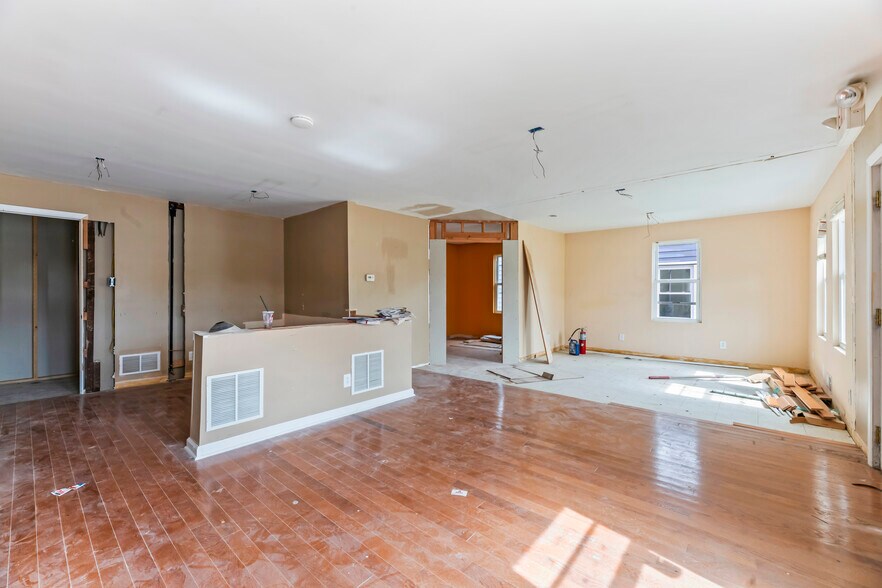 More Photos Of 30 Wallace St, East Brunswick Office For Sale