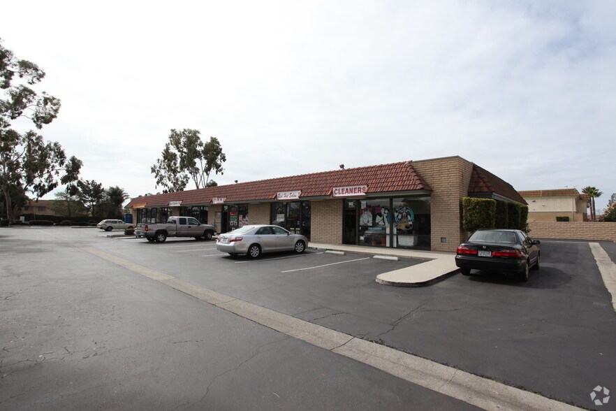 More Photos Of 1041-1055 Patterson Rd, Oxnard Unknown For Lease