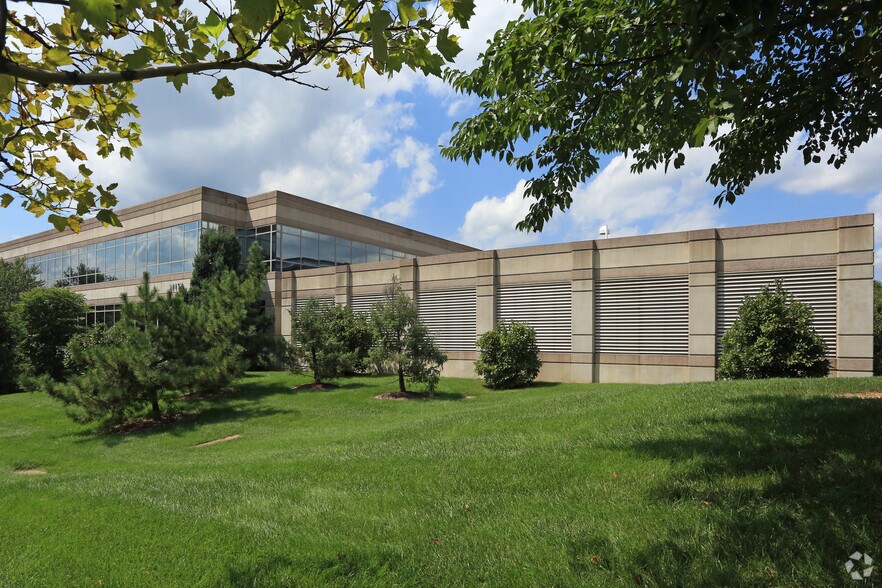 More Photos Of 9713 Key West Ave, Rockville Unknown For Lease