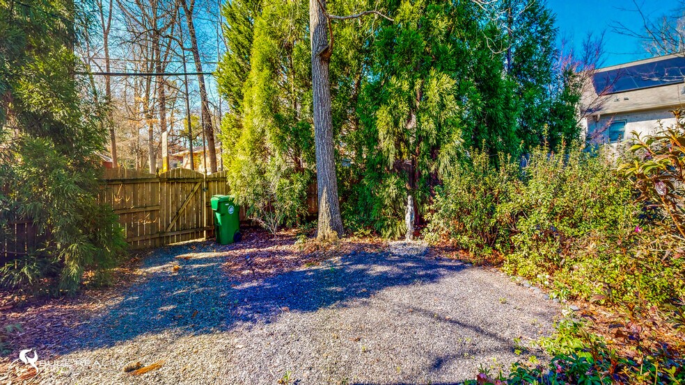 More Photos Of 3802 N Druid Hills Rd, Decatur Office Residential For Sale