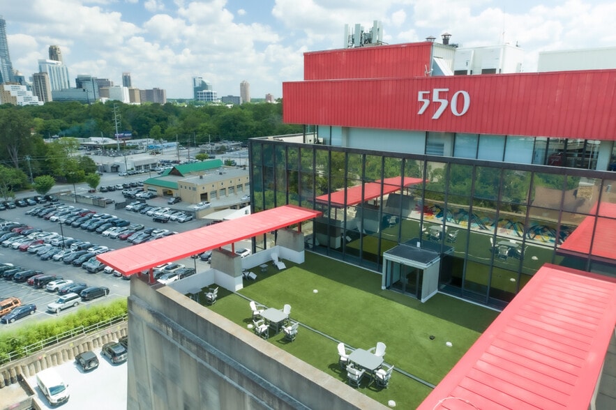 More Photos Of 550 Pharr Rd NE, Atlanta Office For Sale