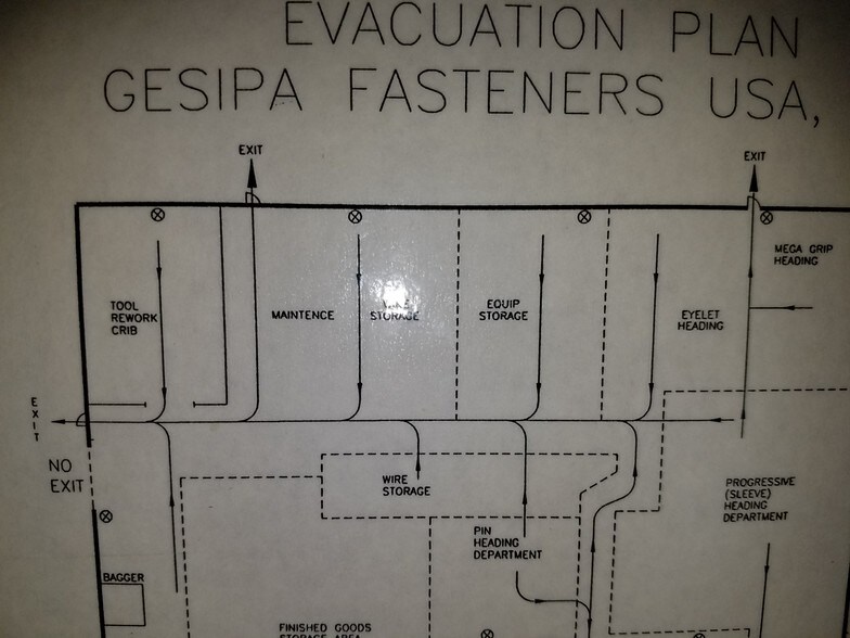 More Photos Of 1830 N Pine St, Vivian Industrial For Lease