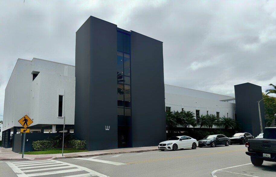 Primary Photo Of 300 Sevilla Ave, Coral Gables Office For Sale