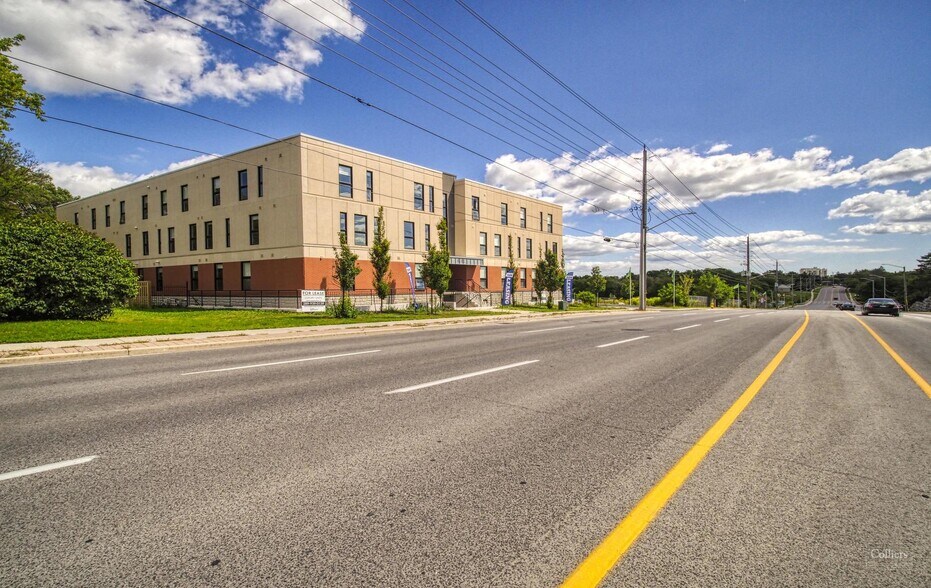 More Photos Of 1645 Simcoe St N, Oshawa Apartments For Sale