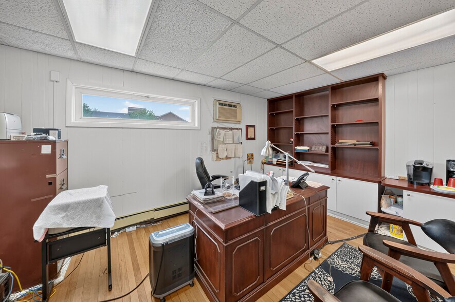 More Photos Of 137 Livingston Ave, New Brunswick Office Residential For Sale