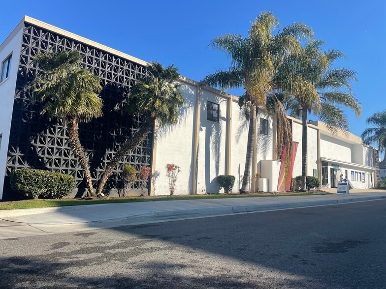 More Photos Of 760 S Washburn Ave, Corona Medical For Lease