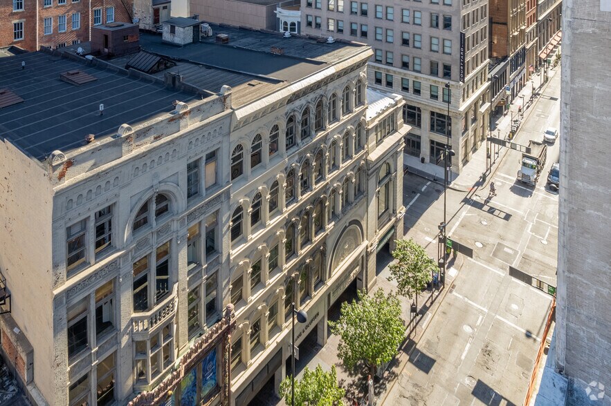 More Photos Of 6 W 4th St, Cincinnati Storefront Retail Office For Sale