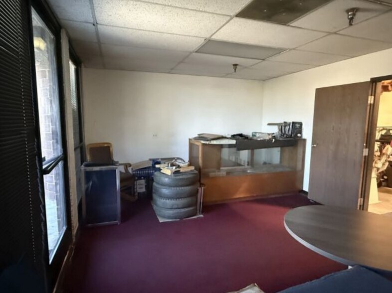 More Photos Of 1848 W 11th St, Upland Warehouse For Sale