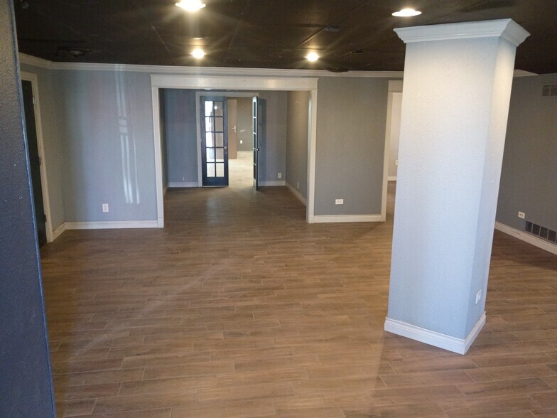 More Photos Of 5740 Logan St, Denver Warehouse For Lease