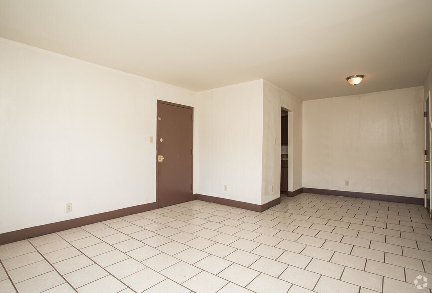 More Photos Of 1024 Day Street Rd, Montgomery Apartments For Sale