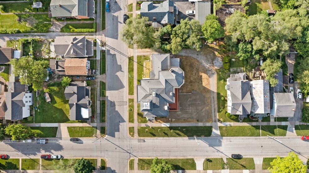 More Photos Of 403 E Adams St, Sandusky Hospitality For Sale