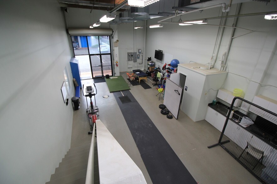 More Photos Of 94-515 Ukee St, Waipahu Warehouse For Sale