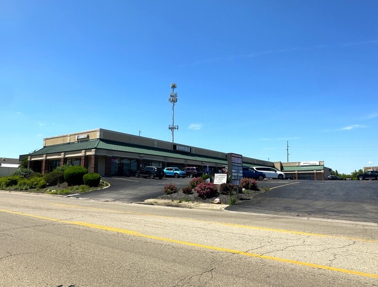 Primary Photo Of 8935-8947 Kingsridge Rd, Dayton Storefront Retail Office For Sale