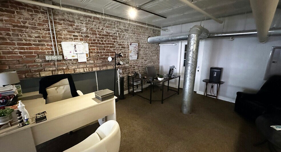 More Photos Of 17 W Broad St, Richmond Loft Creative Space For Lease