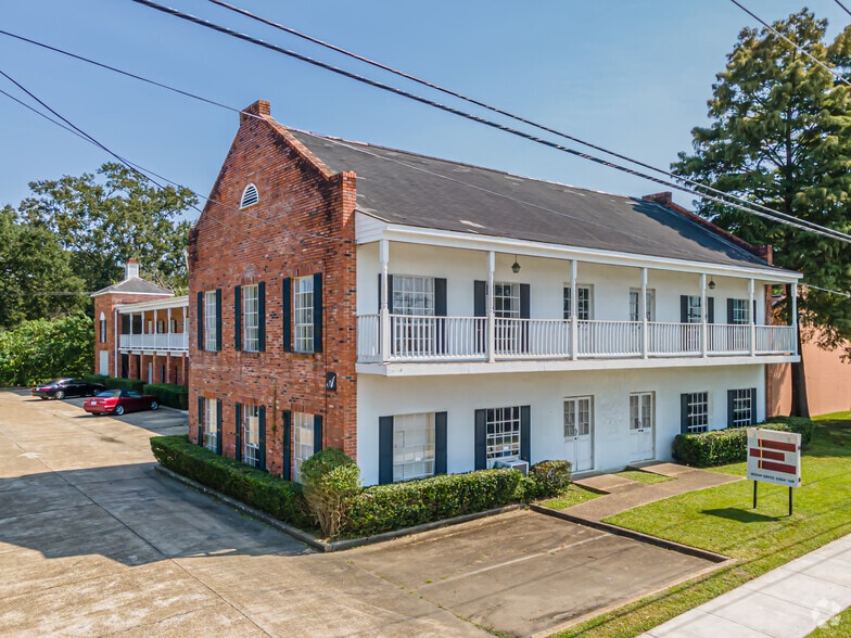 Primary Photo Of 660 N Foster Blvd, Baton Rouge Unknown For Lease