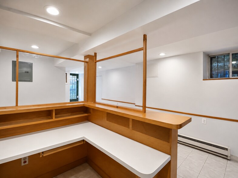 More Photos Of 44-07 30th Ave., Queens Apartments For Lease