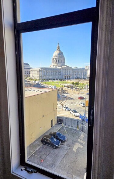 More Photos Of 1242 Market St, San Francisco Loft Creative Space For Lease