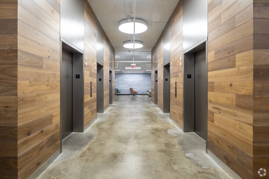 More Photos Of 8455 Colesville Rd, Silver Spring Office For Sale