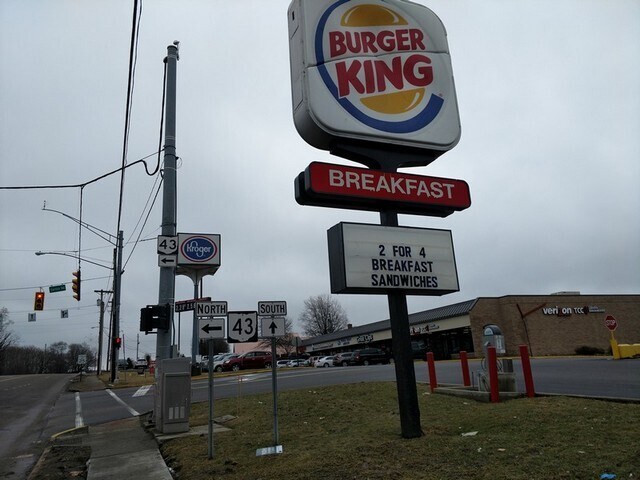 More Photos Of 858-864 Main St, Wintersville General Retail For Sale