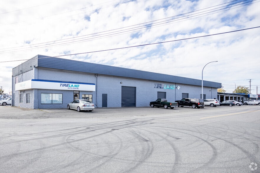 More Photos Of 20010 Industrial Av, Langley Warehouse For Sale