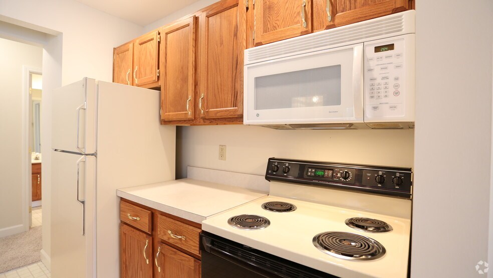More Photos Of 210 Retreat Ln, Westerville Apartments For Sale