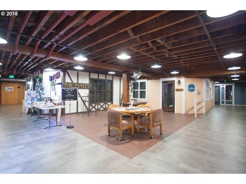 More Photos Of 1044 Marine Dr, Astoria Restaurant For Sale