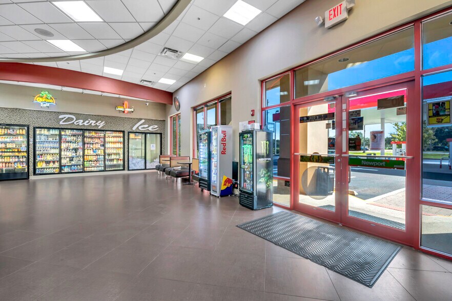 More Photos Of 5600 Butler National Dr, Orlando Service Station For Sale