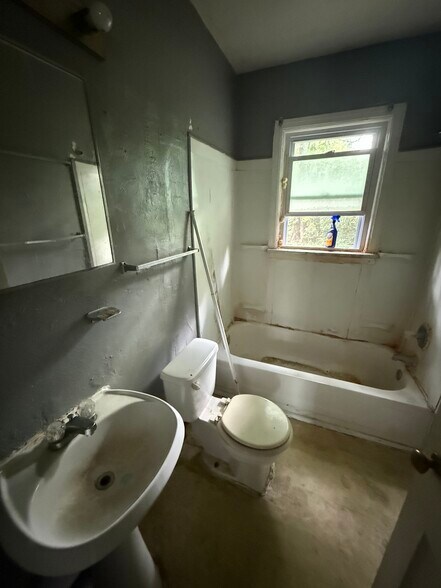 More Photos Of , Montgomery Multifamily For Sale