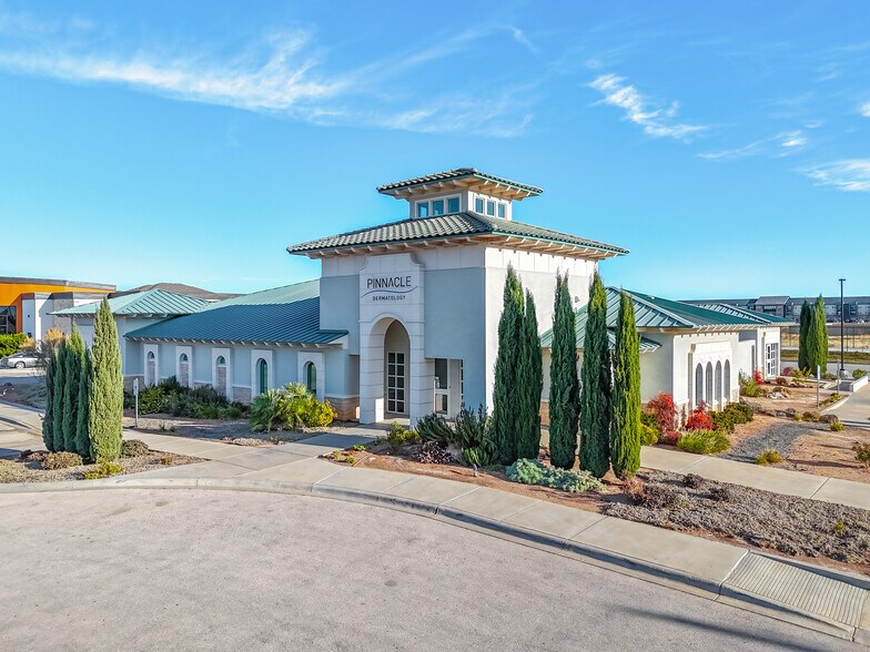 More Photos Of 4040 Medical Park Dr, Odessa Medical For Sale