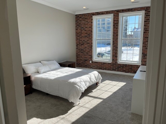 More Photos Of 28 W 9th St, Anderson General Retail For Sale