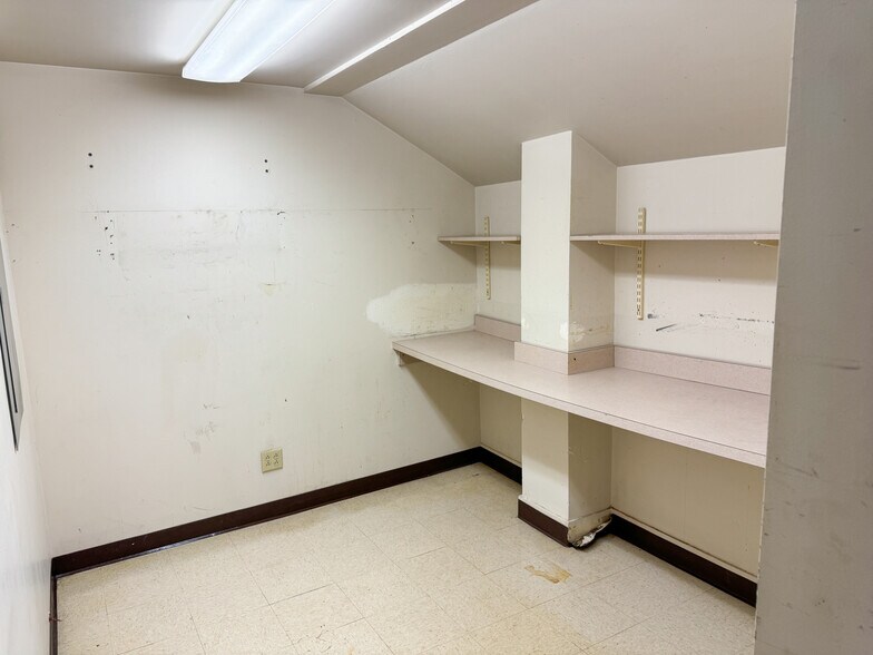 More Photos Of 40 Steuben Pl, Albany Apartments For Lease