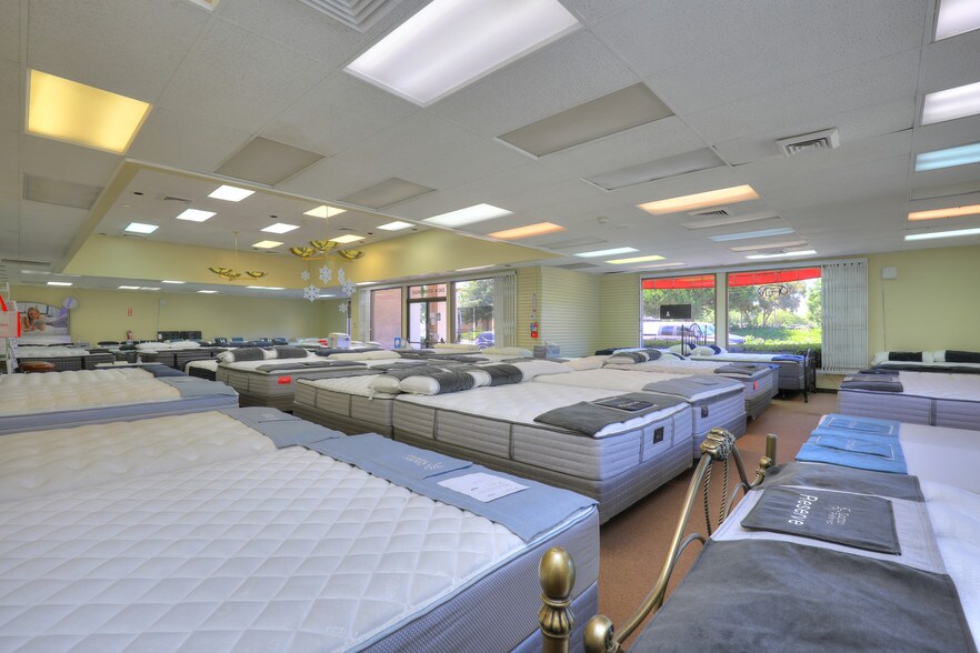 More Photos Of 290 Storke Rd, Goleta Storefront Retail Office For Lease