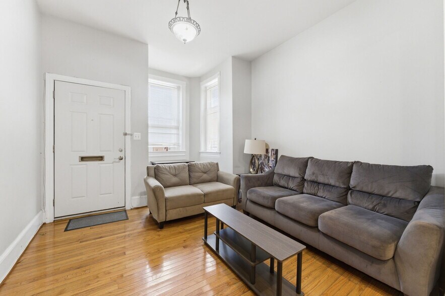 More Photos Of 2263 12th St NW, Washington Storefront Retail Residential For Sale