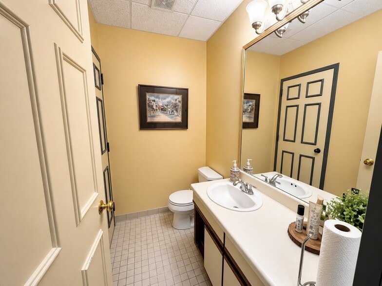 More Photos Of 1820 The Exchange SE, Atlanta Office For Sale