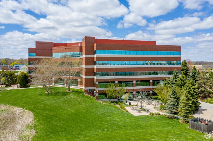 More Photos Of 10701 W Research Dr, Wauwatosa Office For Lease