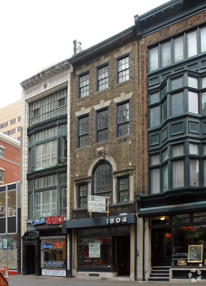 More Photos Of 1804 Chestnut St, Philadelphia Storefront For Lease