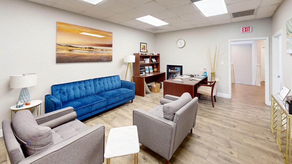 More Photos Of 2745 W Fairbanks Ave, Winter Park Office For Lease