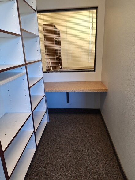More Photos Of 2585 S Nellis Blvd, Las Vegas Freestanding For Lease