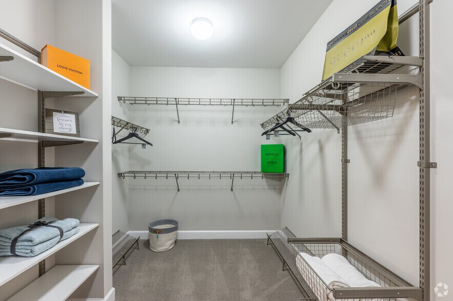 More Photos Of 1100 Market St, Dresher Multifamily For Sale